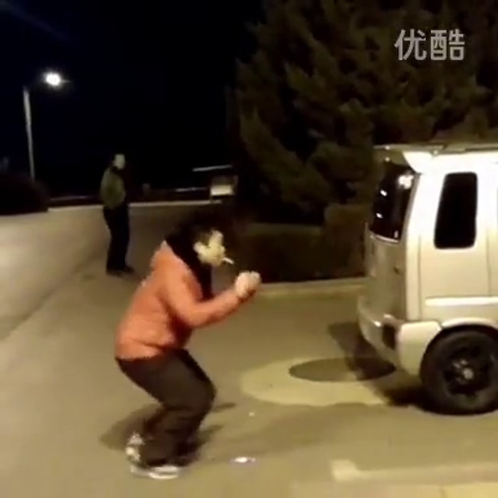 Etrafındakilere Korku Saçan Silah Şakası