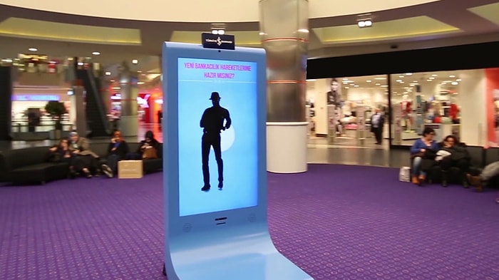 Oyun Oynarken Bankacılık mı Yapılır?