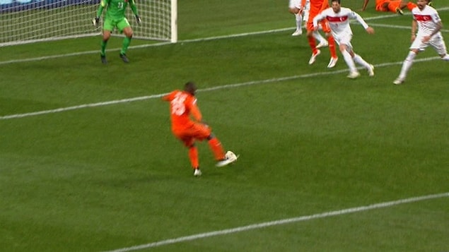 80' | Hollanda, Willems ile etkili geldi