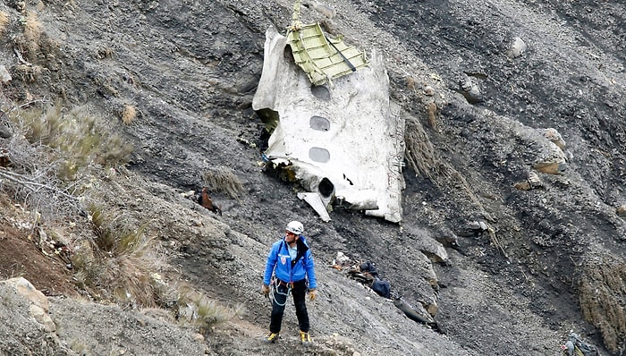 O Pilot İntihar Tehlikesi Nedeniyle Tedavi Görmüş