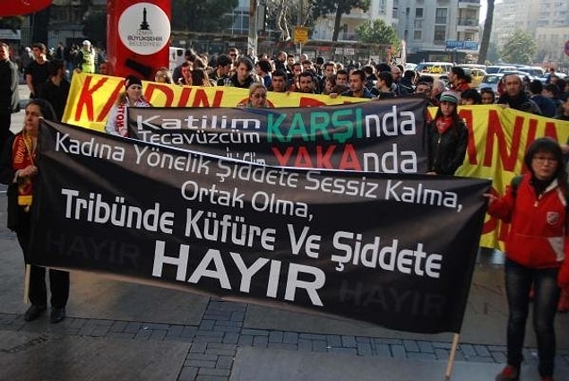10. Tribünde küfüre hayır demek