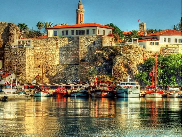 Sen Antalya'da Yaşıyorsun!