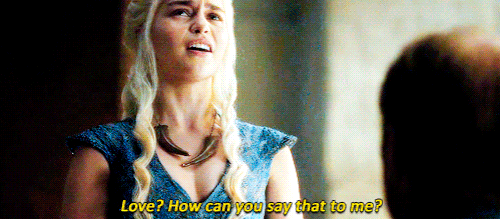Daenerys, danışmanı Jorah Mormont'un başkentin haini olduğunu öğrendi ve onu kovdu.