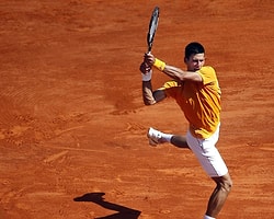 Djokovic, Cilic Karşısında Terlemedi