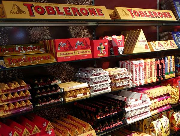 13. Tekrar çikolata konusuna dönecek olursak, Bern'de yılda 7 milyon kutu Toblerone üretilmektedir.