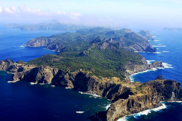 Japonya 6,800Ã¢Â€Â™den fazla adadan oluÃ…ÂŸmaktadÃ„Â±r.