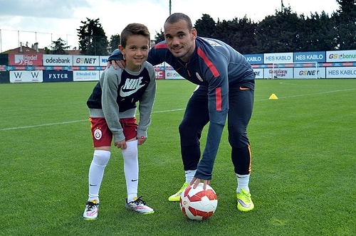 G.Saray İdmanında Bir Sneijder Daha