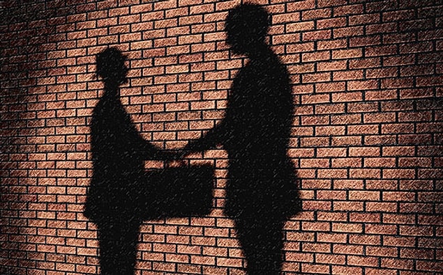 "Usulsüz" ödeme yapanlar ya da "hediye" verenler artıyor