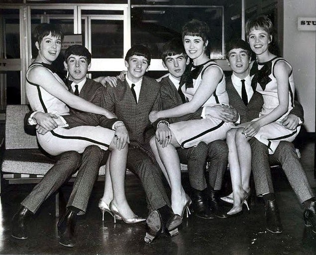 1. Beatles kasten "Sie Liebt Dich" cümlesini yanlış söylüyordu.
