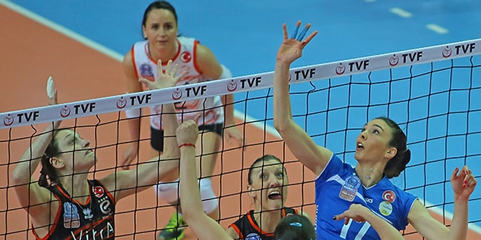 Eczacıbaşı, Vakıfbank'tan Set Alamadı