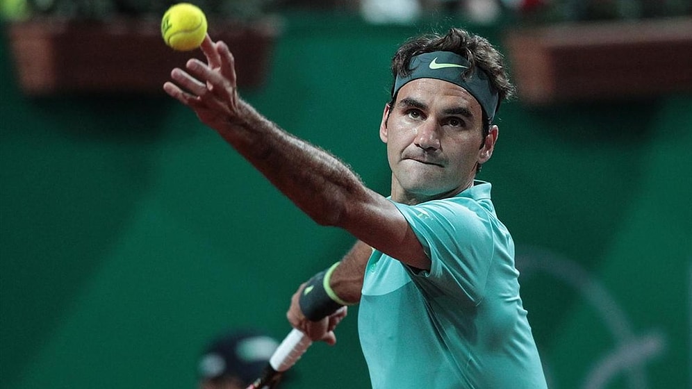 Federer Yarı Finale Yükseldi