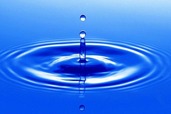 24. Sevgi ve güzel sözler bir su molekülünü dahi bu şekilde etkileyebiliyorsa eğer, vücudunun %70'i sudan oluşan insanı ne ölçüde etkiler, düşünsenize..