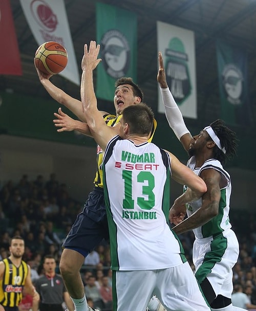 Fenerbahçe Ülker Farklı Kazandı