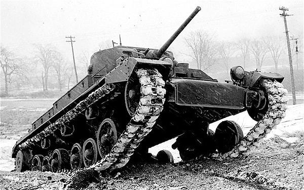 4. II. Dünya Savaşına katılan çoğu İngiliz tankında çay demlemek için gerekli tüm ekipmanlar mevcuttu.