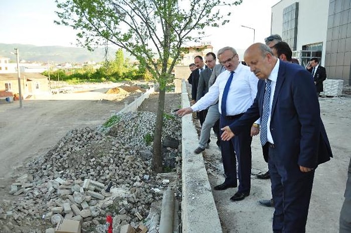 Validen İnşaat İşçilerine: 'Sizi Buraya Gömerim'