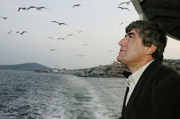 9. "-Hocam sınav nereden nereye kadar?  -1915’ten Hrant’ın vurulduğu yere kadar."