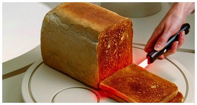 1. Işın Kılıcı Şeklinde Ekmek Bıçağı