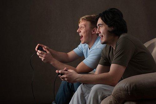 Bilgisayar Oyunu Oynayan Erkeklerin Evlenilecek Erkek Olduğunun 15 Kanıtı