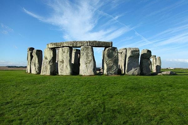 6. Stonehenge önemli bir merkezdi