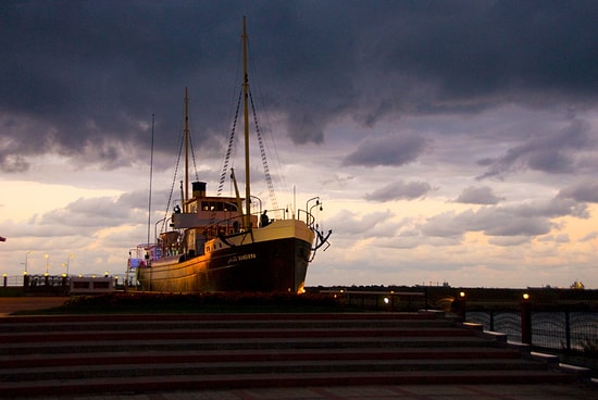 19 Maddede Atatürk'ün Samsun'a Yolculuk Ettiği Tarihi Bandırma Vapuru