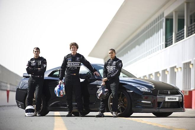 Autoshow 2015'De Yarış Pilotu Olma Şansı Sizi Bekliyor!