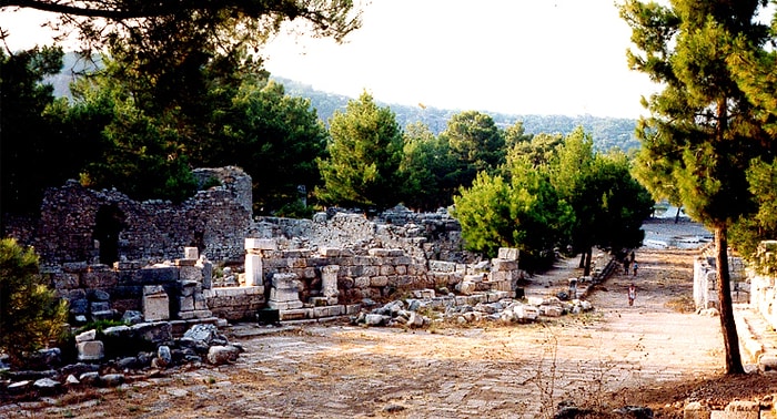 Phaselis'e Otel Tahsisi İptal Edildi