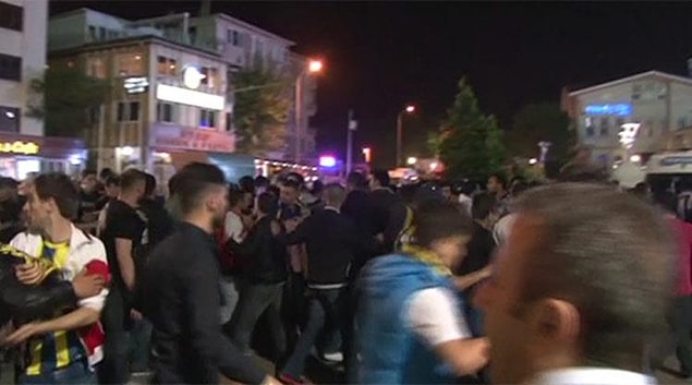Maç Sonu Kadıköy'de Gerginlik