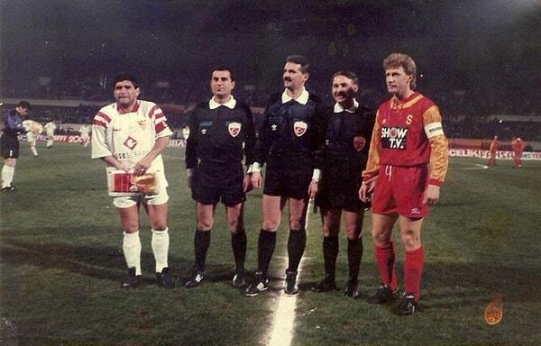 8. 2 Mart 1993 İnönü Stadı | Diego Maradona & İsmail Demiriz (Galatasaray - Sevilla )