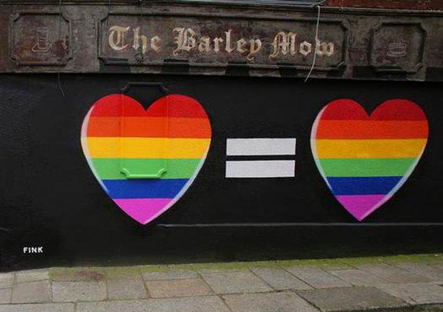 İrlanda eşcinsel evliliğe "Evet" dedi