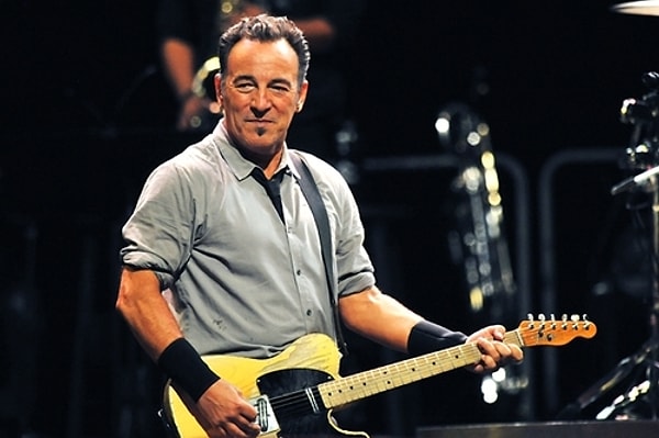 7. Bruce Springsteen 4 saat 38 dakika süren gelmiş geçmiş en uzun performansını sergiledi. (1980)