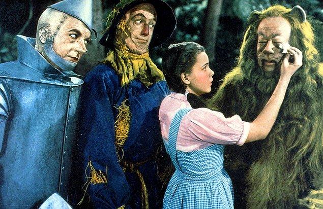 5. The Wizard of Oz / Oz Büyücüsü | IMDb: 8.1