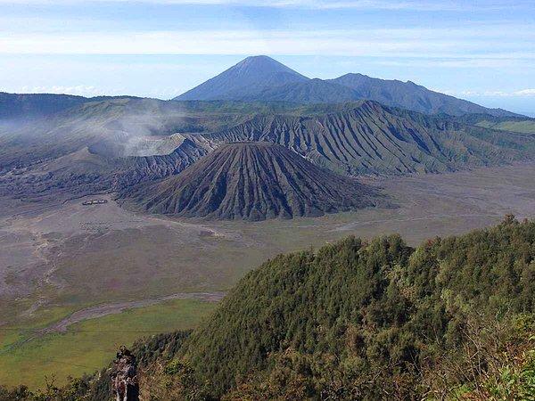32. Bromo Dağı- Java'daki aktif bir volkan-
