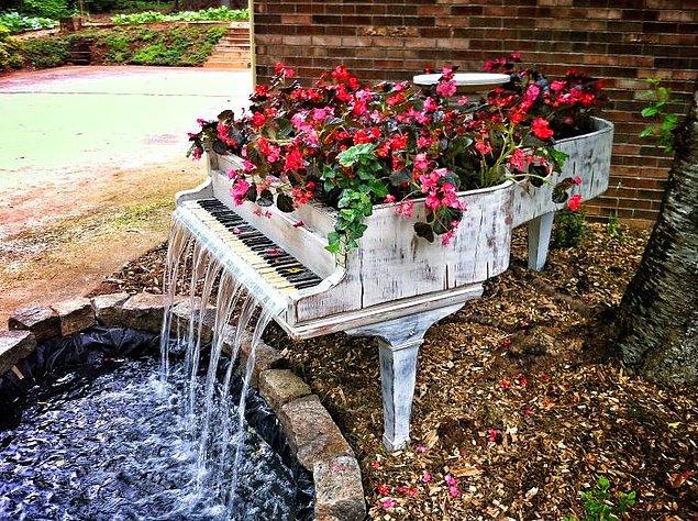 1. Piyano Bahçesi