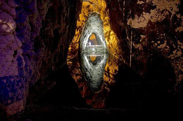 27. Nemecon, Kolombiya'da bulunan tuz madeni. Madenin kökeni ise 5000 yıl önceye dayanıyor.