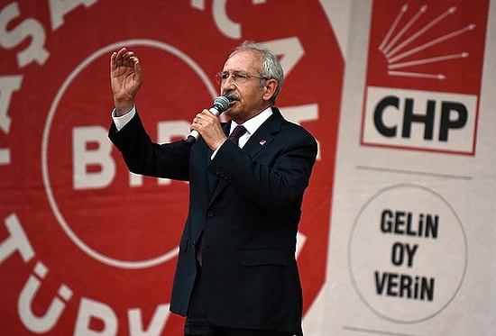 'Erdoğan Avucunu Yalar'