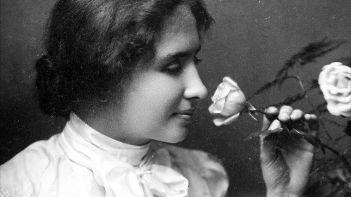 Kör, Sağır, Dilsiz Ama Azimli: 10 Maddeyle Dünyayı Cesaretiyle Geçen Kadın Helen Keller