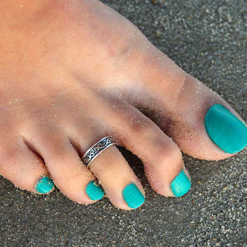 sexy Finger foot licking Porn Images & Video Rabbit sick and peeing