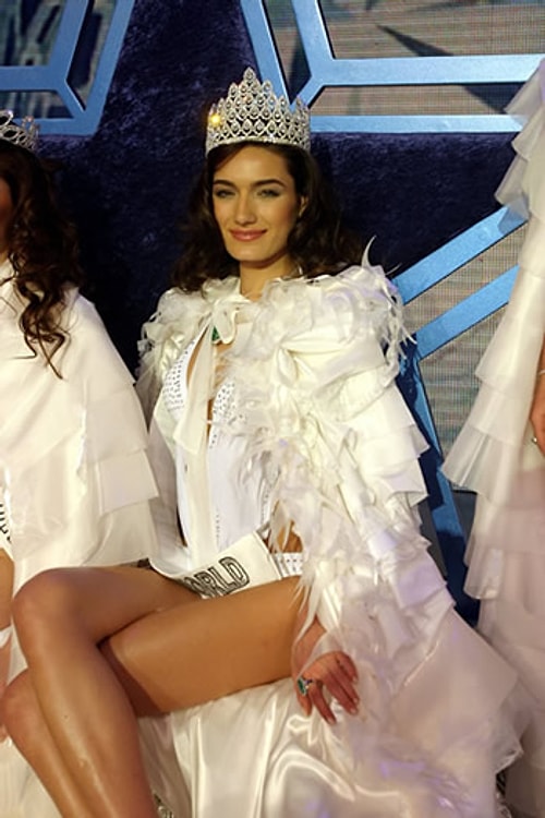 Hande Subaşı ve o farklı duruşu 2005 güzellik yarışması sayesinde hayatlarımıza girmiş oldu.
