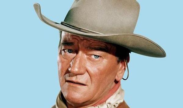 5. John Wayne: "Elbette kim olduğunu biliyorum. Sen benim kızımsın. Sen seviyorum."