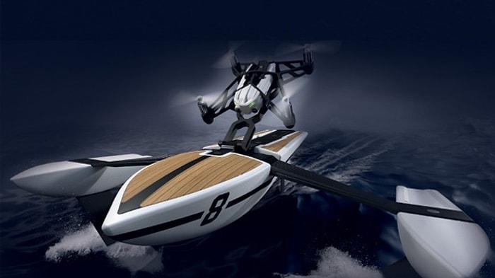 Parrot, Havada, Karada ve Suda Giden Yeni Drone Modellerini Tanıttı