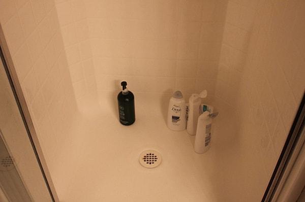 10. Banyoda Bulunan Şampuanlar, Jeller Kremler