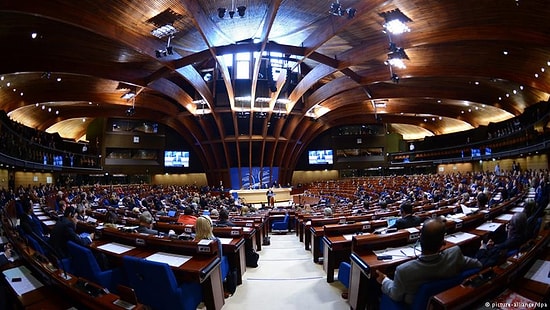 AKPM'nin 7 Haziran Raporu: RTÜK'e Eleştiri, Oy ve Ötesi'ne Övgü