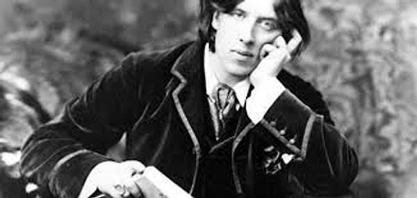 7. Oscar Wilde, eşcinsel tacizi olarak adlandırılan nefret saldırılarının bilinen ilk mağdurlarından biriydi.