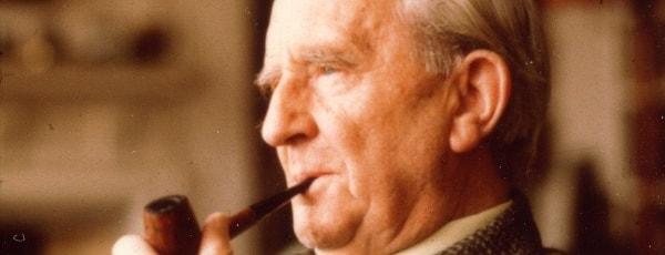 13. Tolkien horlaması ve kötü şoförlüğüyle ünlüydü.