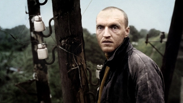 Psikolojinizle Oynarken Aynı Zamanda Sizi Gerilim İçine Sokan Etkisinden Uzun Süre Çıkamayacağınız 30 Film 80