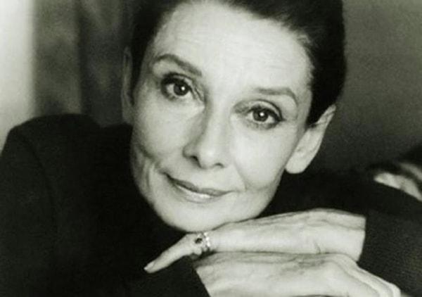 Audrey, 20 Ocak 1993'te yuvam dediği İsviçre'de kolon kanserinden hayatını kaybetti.