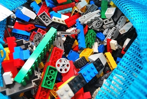 Bonus: Bu da kirlenen legoları yıkama yöntemi.