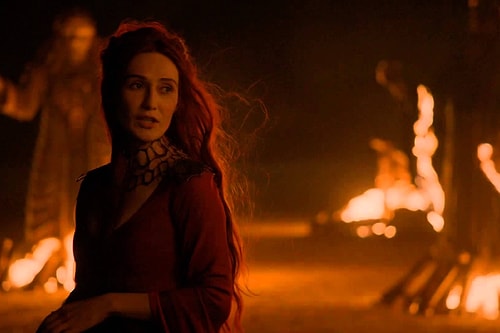 Ve yine Melisandre’nin etkin rol almasıyla Gandalf resmen boşa çıkabilir.