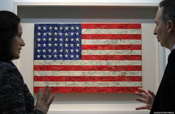 Amerikan bayrağı sanatçılar tarafından seneler içinde yeniden yorumlandı