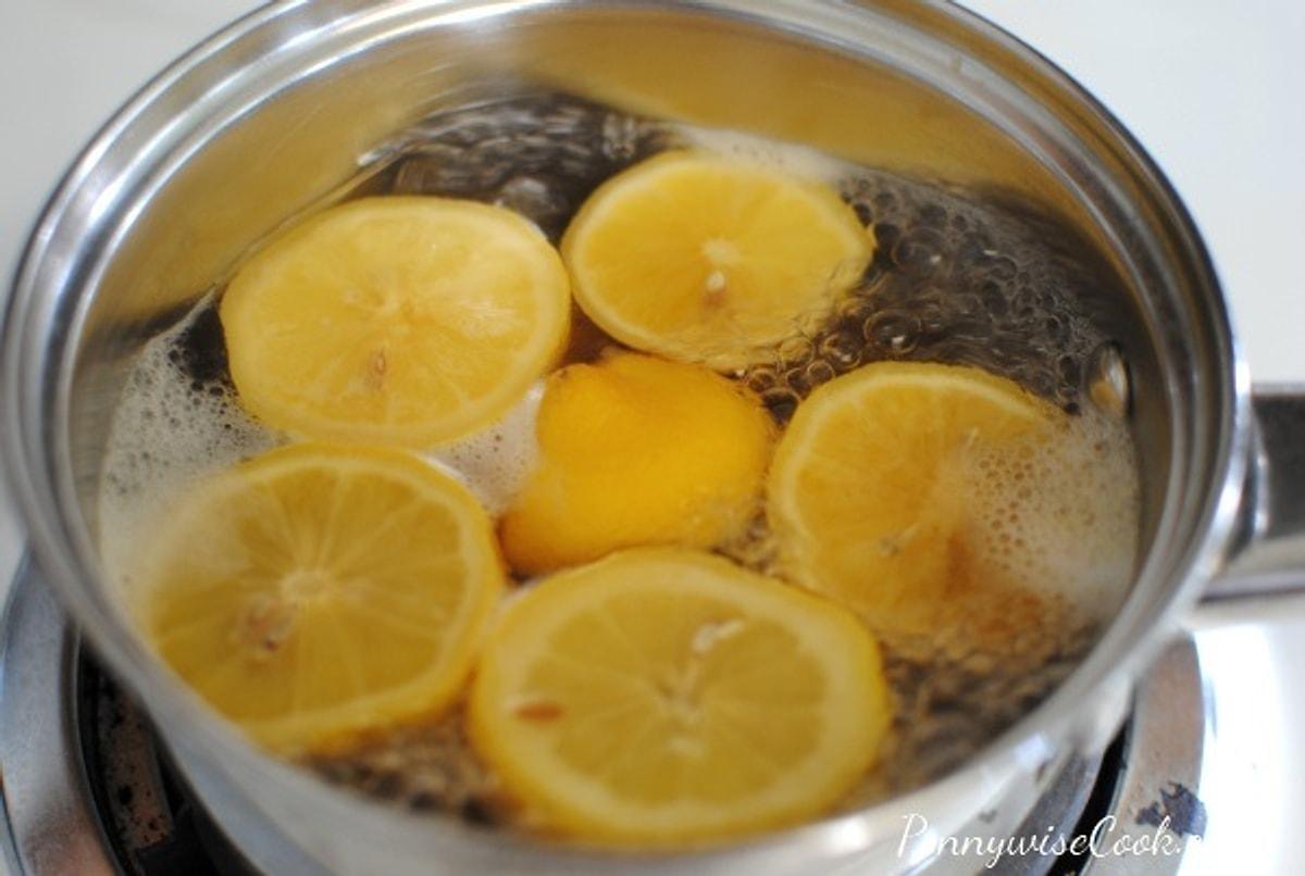 Лимон на литр воды. Вареные лимоны. Лимоны в кастрюле. Лимоны варятся. Отвар из лимона.